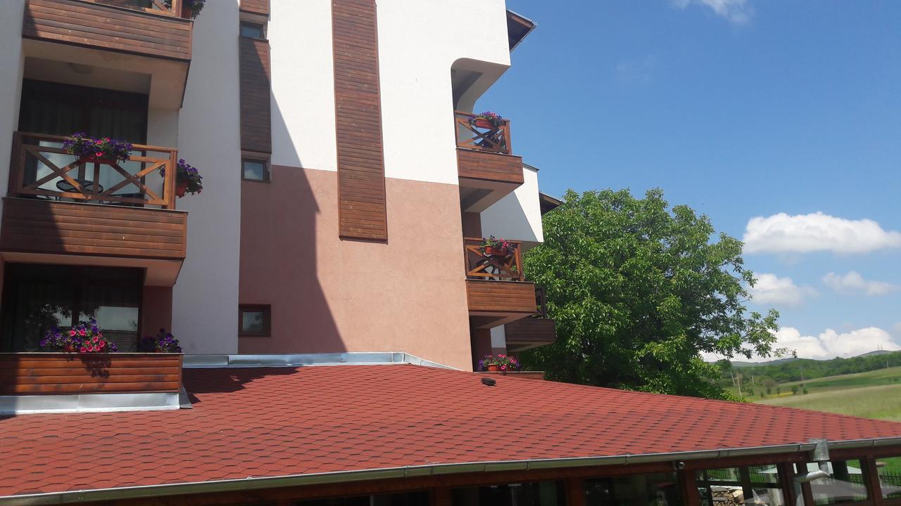 Lakata Guest House Zasele Dış mekan fotoğraf