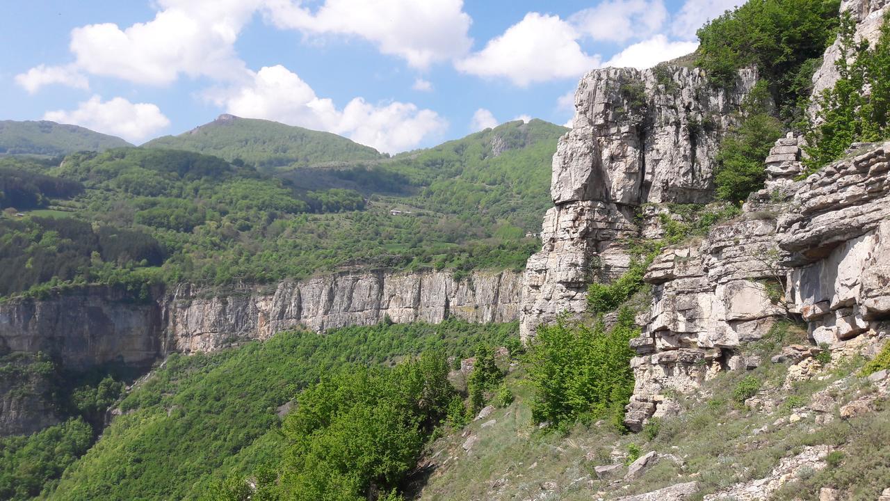 Lakata Guest House Zasele Dış mekan fotoğraf