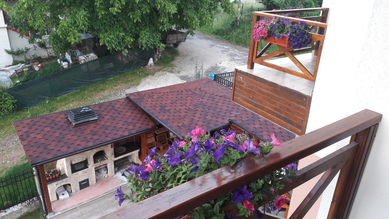 Lakata Guest House Zasele Dış mekan fotoğraf